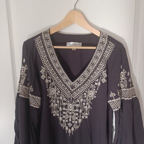 Chelsea & Theodore Tunic Top Women Size 2XL Black Bell Sleeve Peasant Festival - Picture 3 of 8